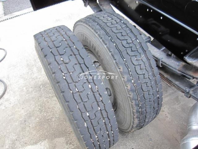 Isuzu Forward 2000 thumbnail 17