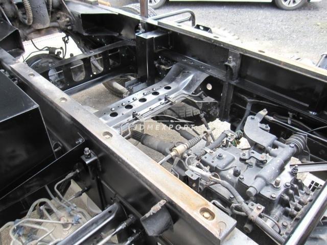 Isuzu Forward 2000 thumbnail 25