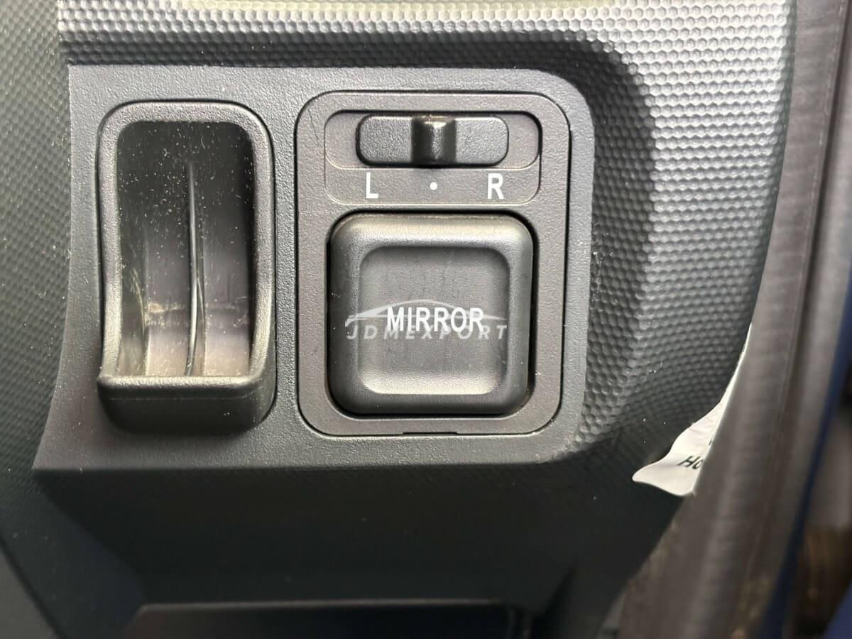 Honda Fit 2001 thumbnail 18