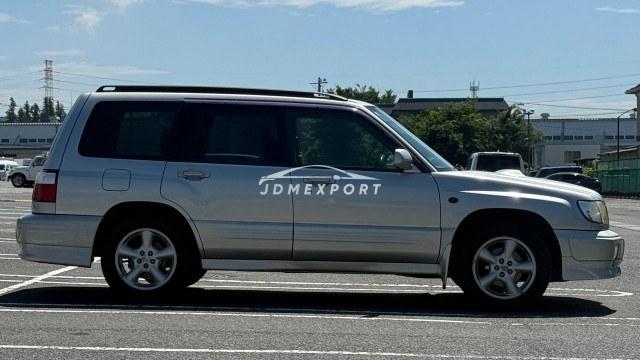 Subaru Forester 1999 thumbnail 4