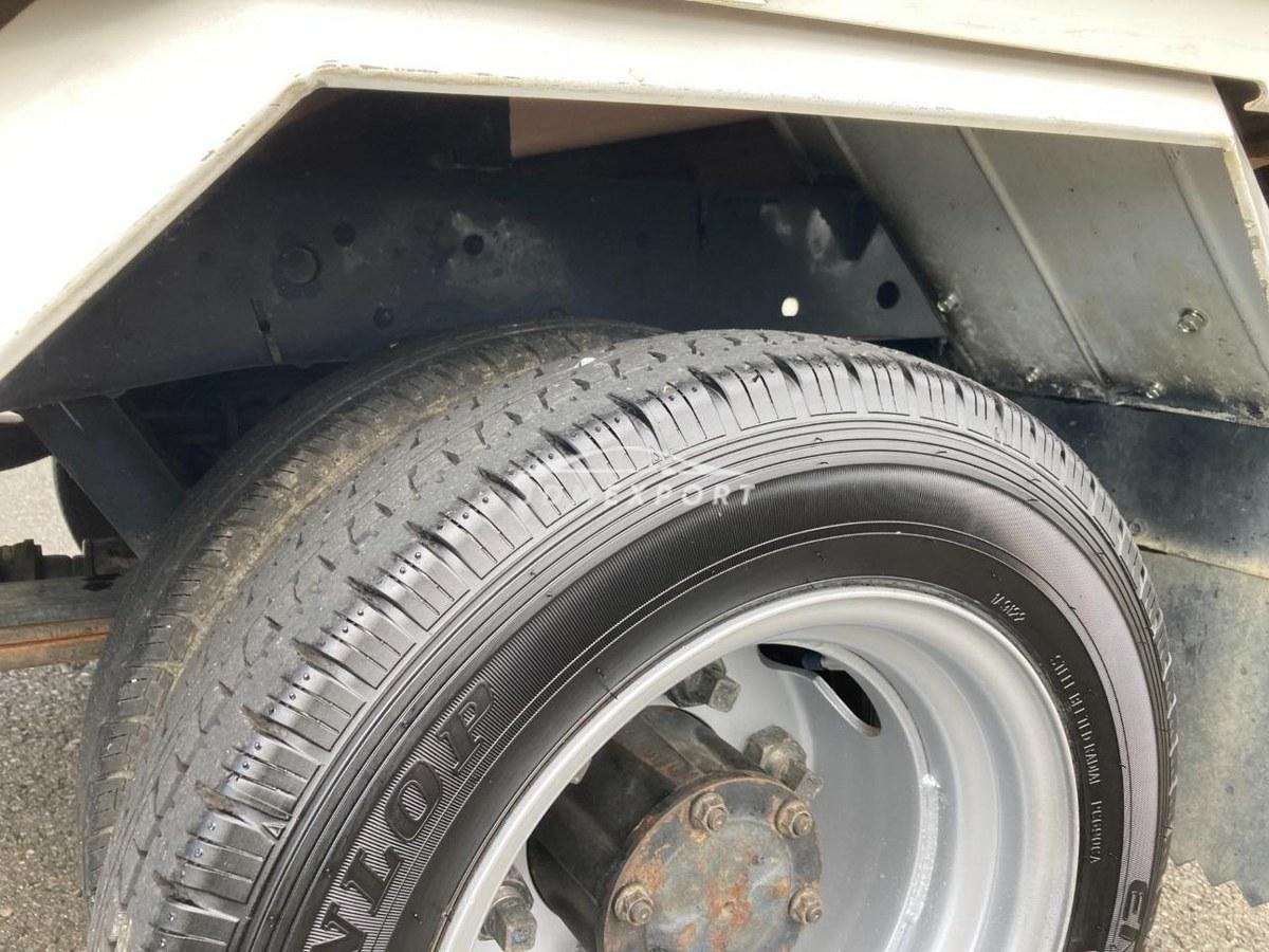 Isuzu Elf Truck 1998 thumbnail 46