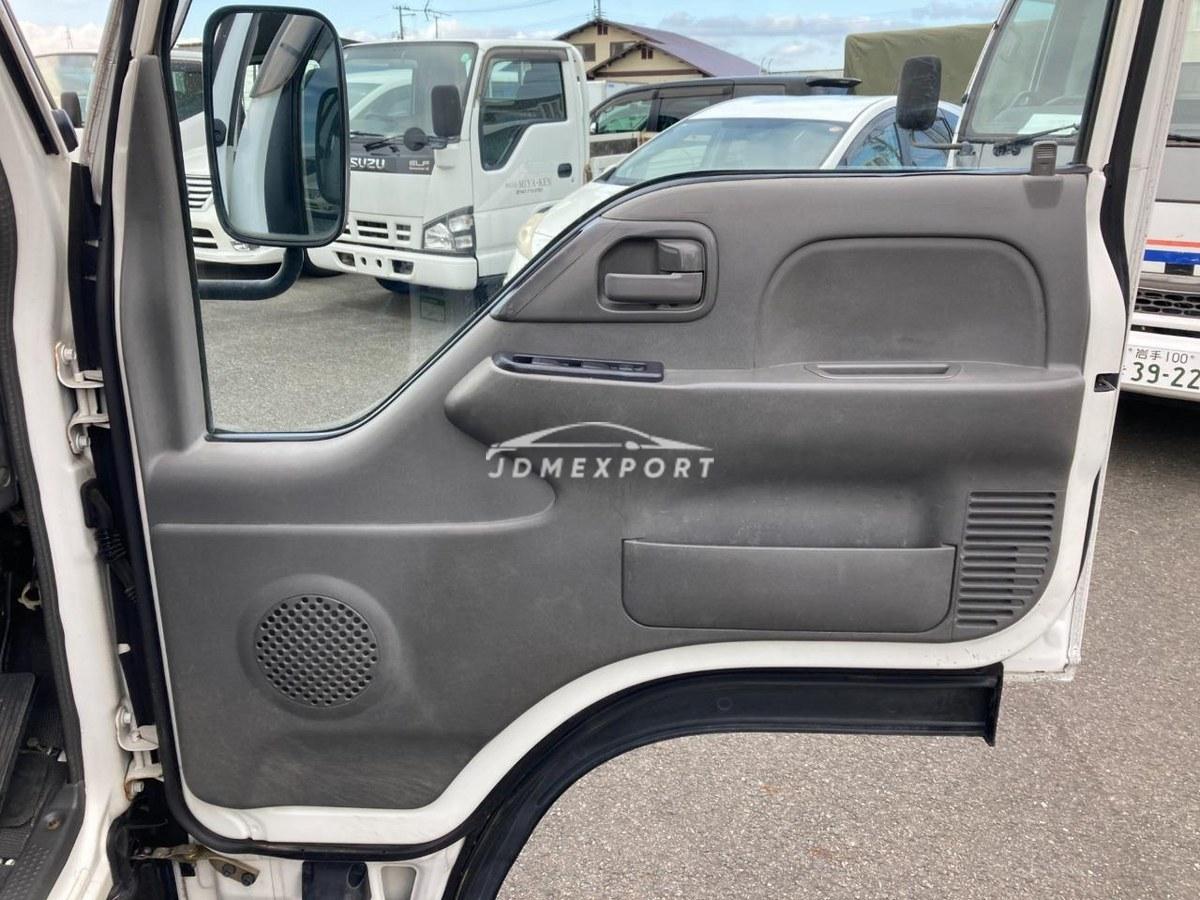 Isuzu Elf Truck 1998 thumbnail 28
