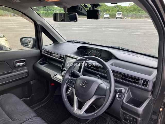 Suzuki Wagon R thumbnail 4