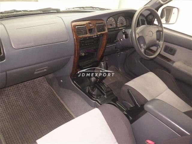 Toyota Hilux Surf 2000 thumbnail 5