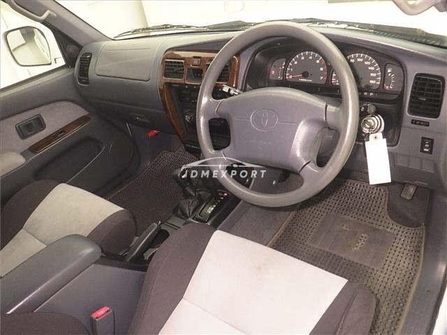 Toyota Hilux Surf 2000 thumbnail 4