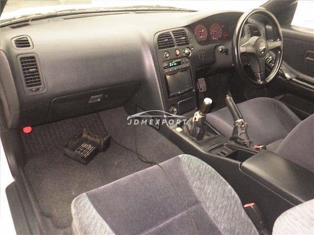 Nissan Skyline 1998 thumbnail 5