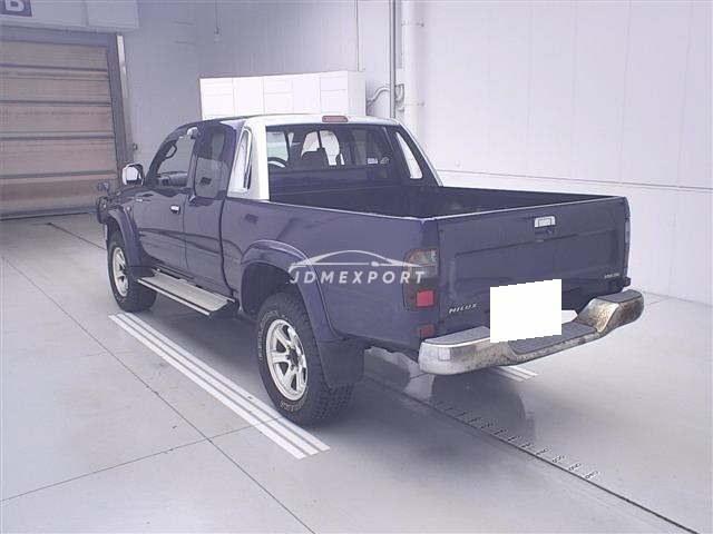 Toyota Hilux 2001 thumbnail 2
