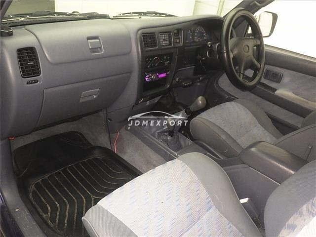 Toyota Hilux 2001 thumbnail 5