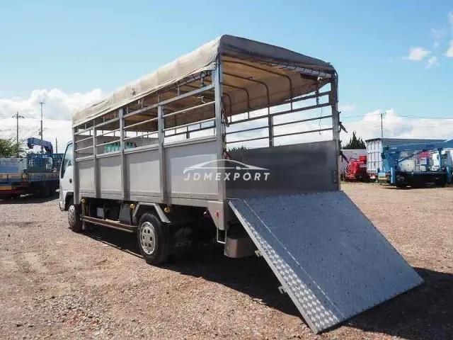 Isuzu Elf Truck 2002 thumbnail 2