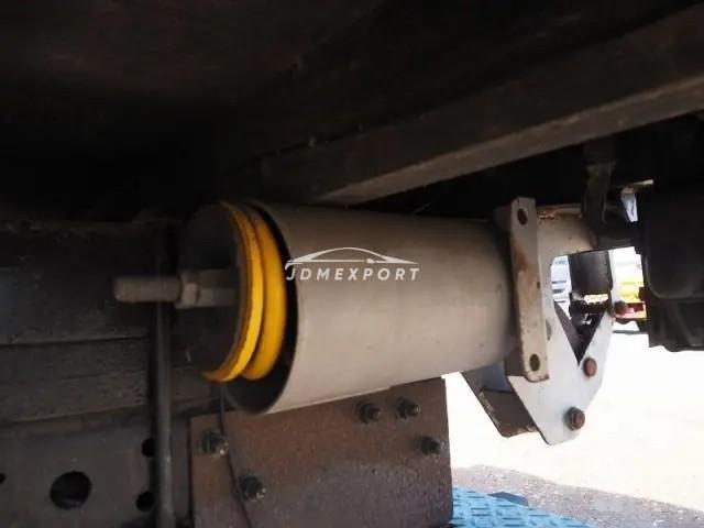 Isuzu Elf Truck 2002 thumbnail 26