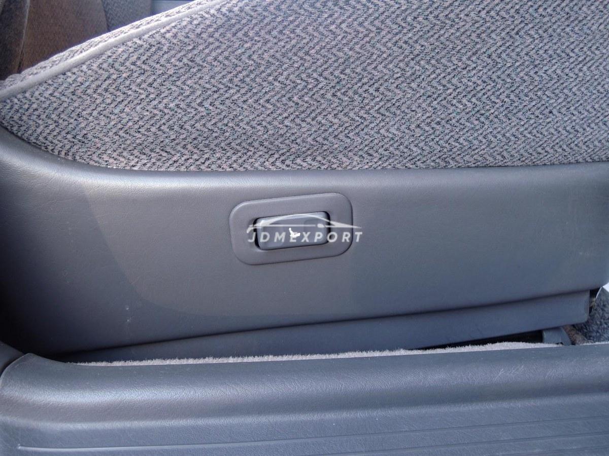 Nissan Gloria Sedan 1995 thumbnail 13