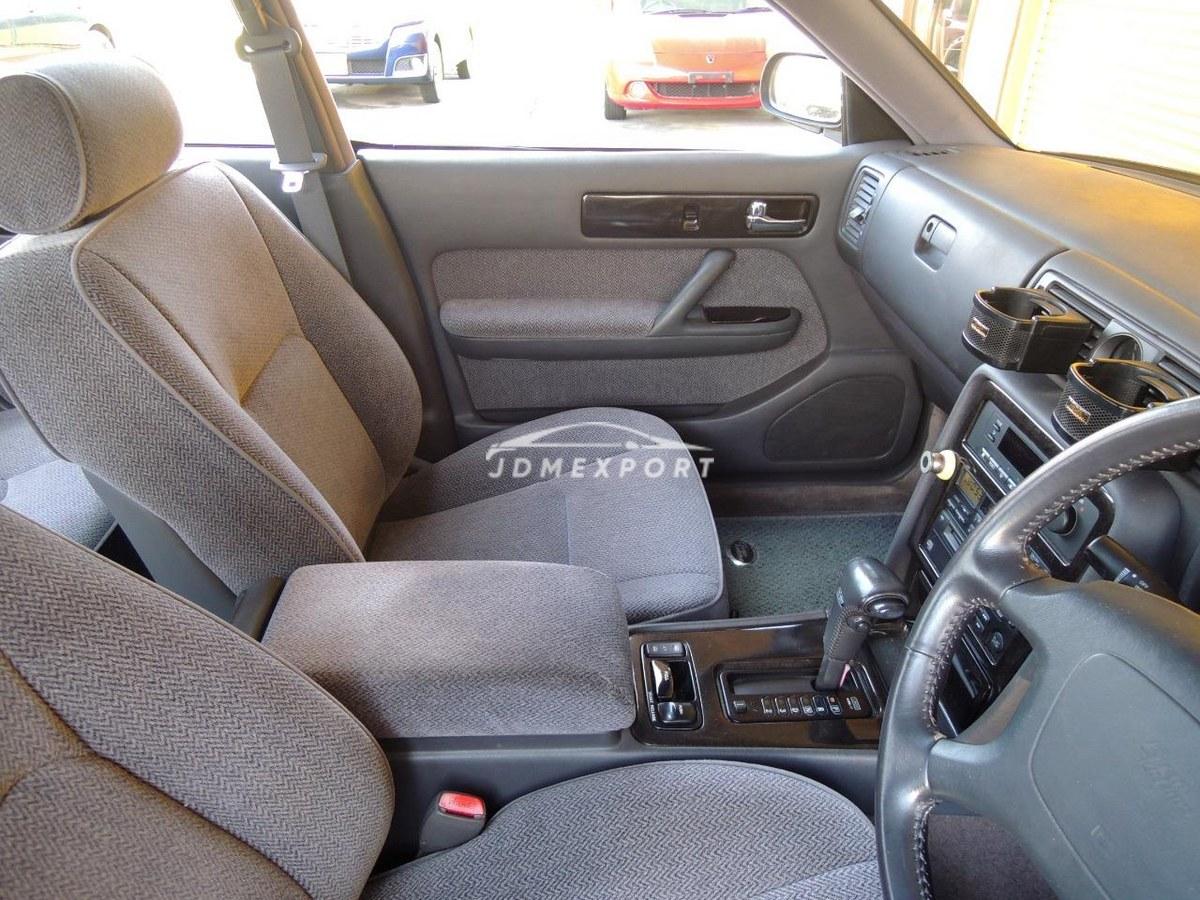 Nissan Gloria Sedan 1995 thumbnail 38