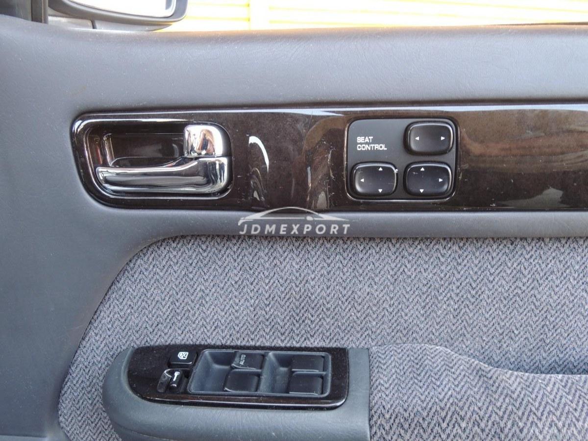 Nissan Gloria Sedan 1995 thumbnail 12