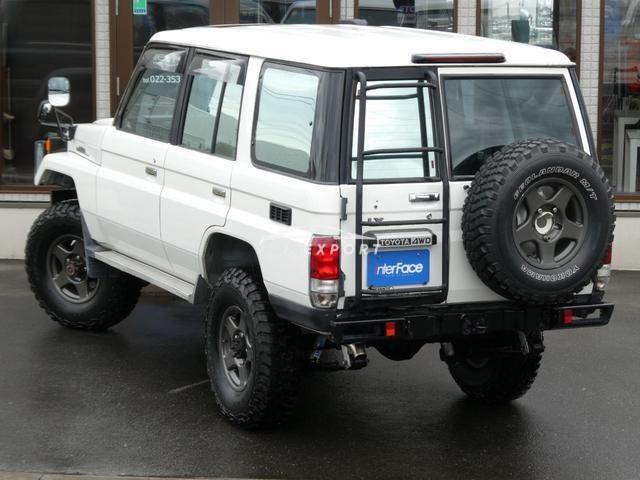 Toyota Land Cruiser 70 2000 thumbnail 13