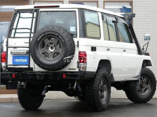 Toyota Land Cruiser 70 2000 thumbnail 16