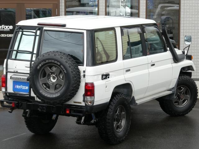 Toyota Land Cruiser 70 2000 thumbnail 15