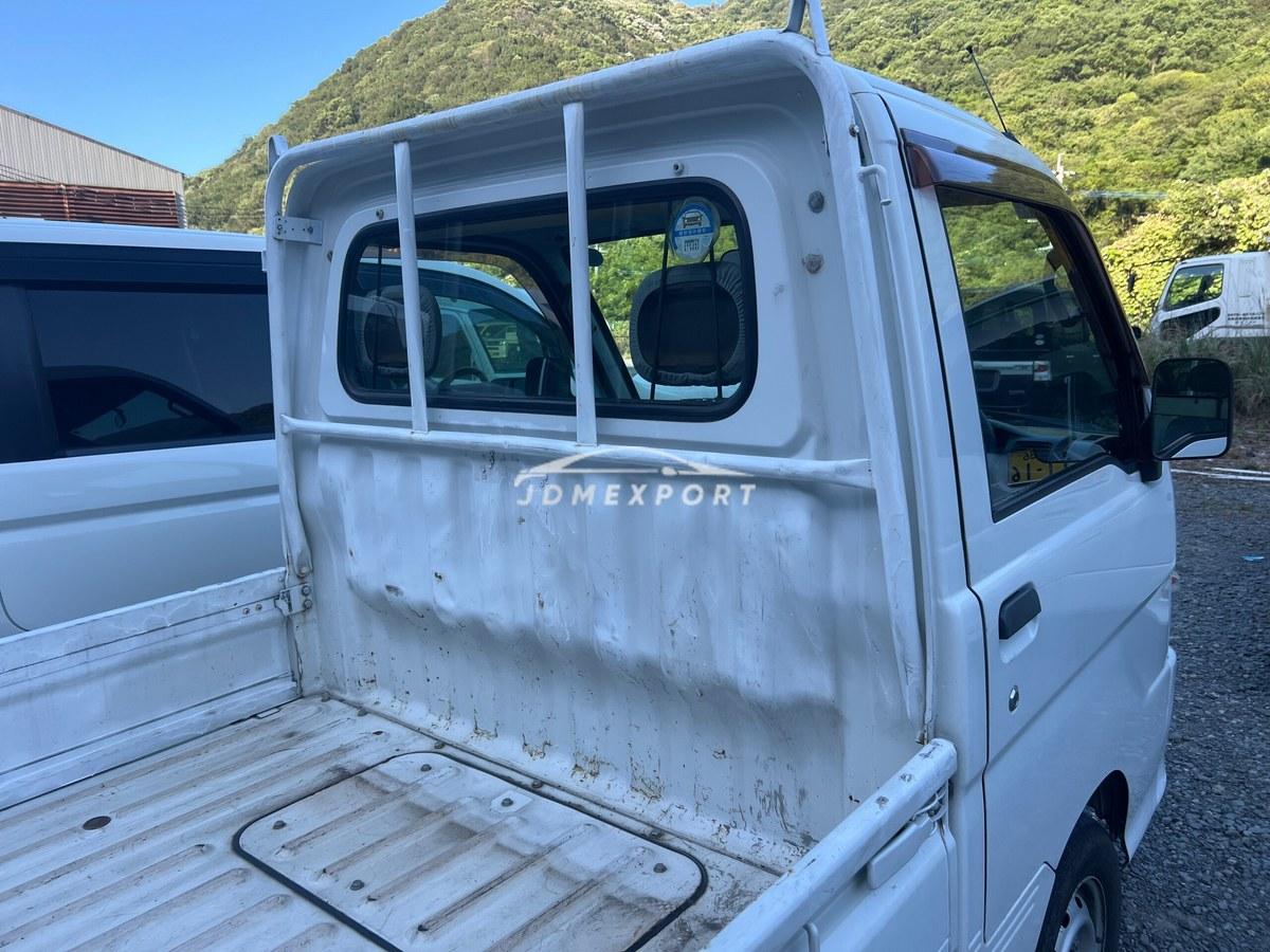 Daihatsu Hijet Truck 2000 thumbnail 9