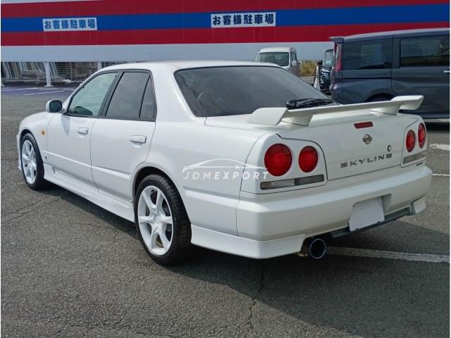 Nissan Skyline 2000 thumbnail 5