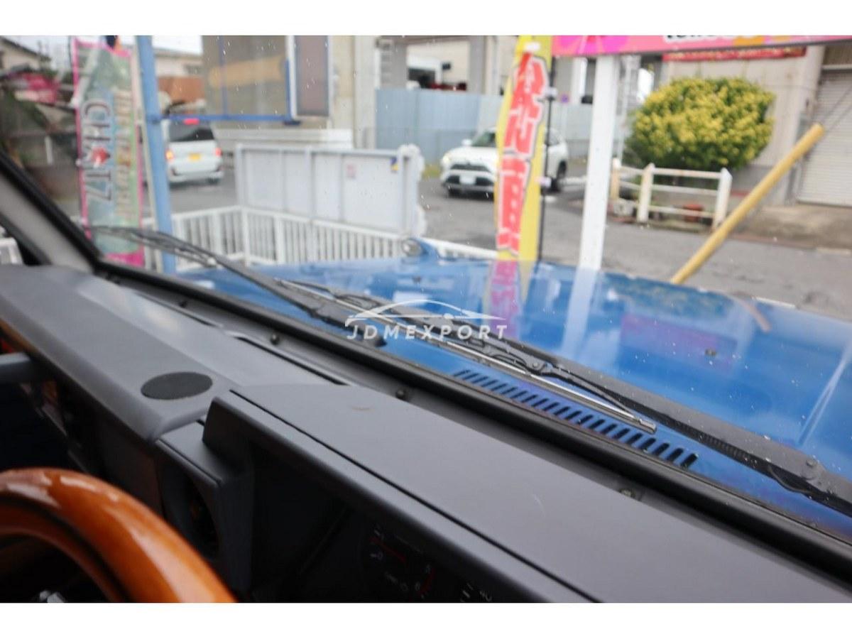 Toyota Land Cruiser Prado 1993 thumbnail 28