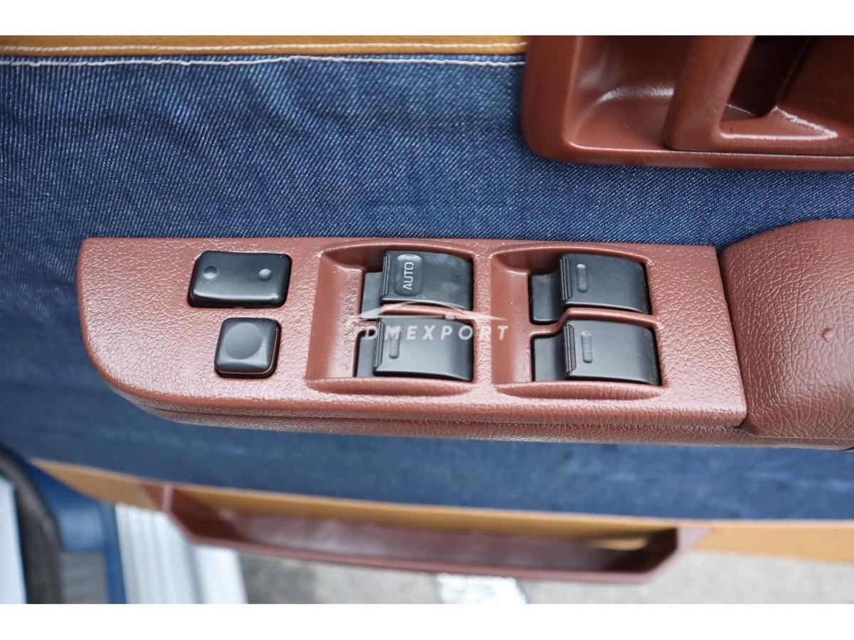 Toyota Land Cruiser Prado 1993 thumbnail 37