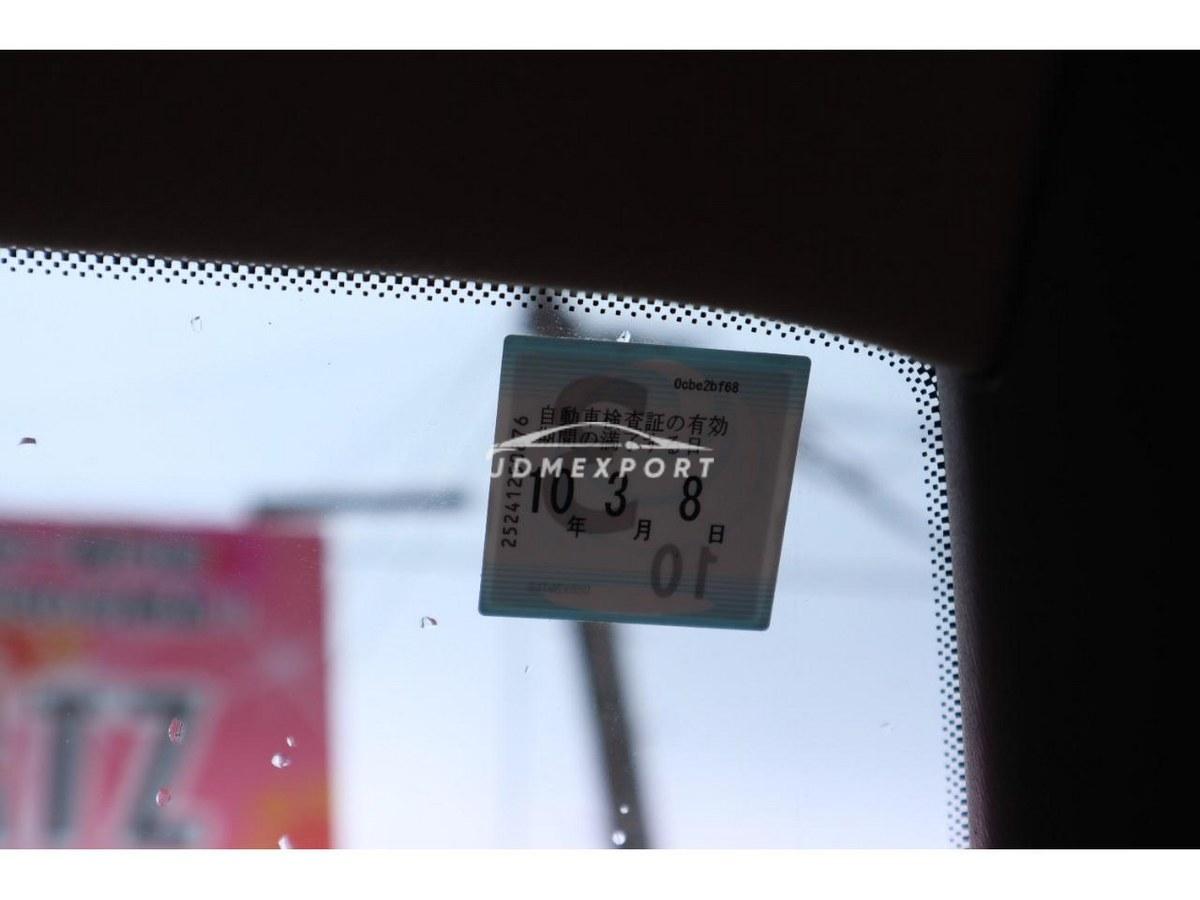 Nissan Laurel 1996 thumbnail 35