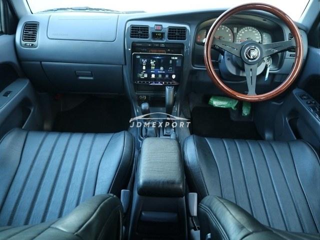 Toyota Hilux Surf 2000 thumbnail 14