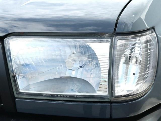 Toyota Hilux Surf 2000 thumbnail 5