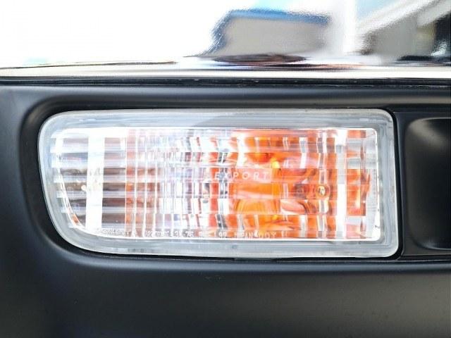 Toyota Hilux Surf 2000 thumbnail 7