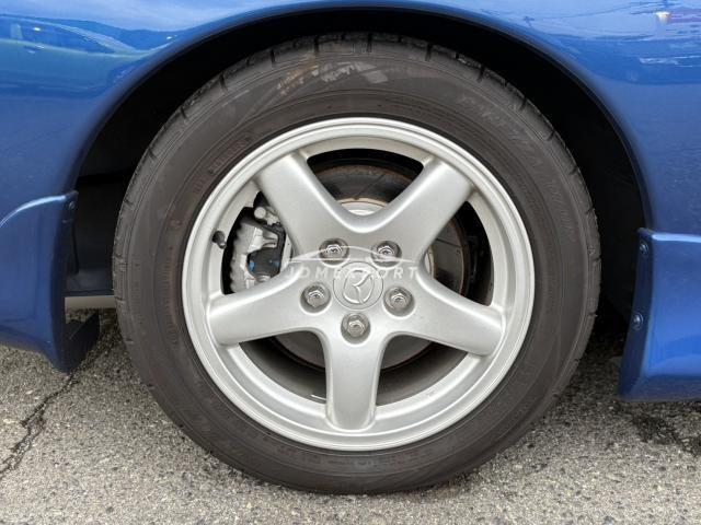 Mazda RX-7 2000 thumbnail 11