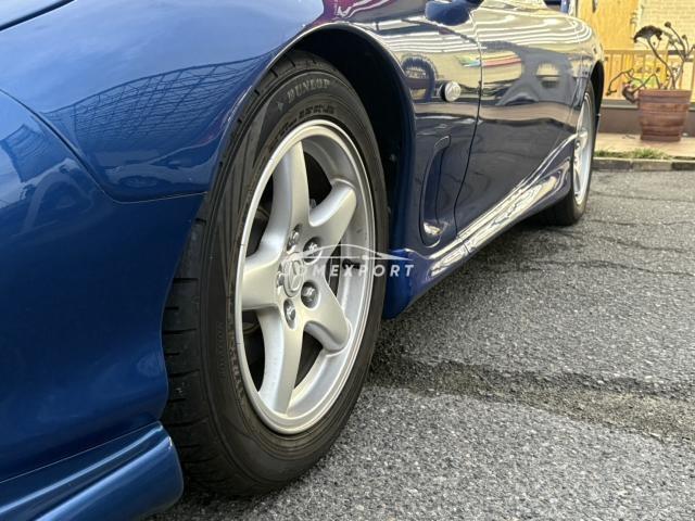 Mazda RX-7 2000 thumbnail 12