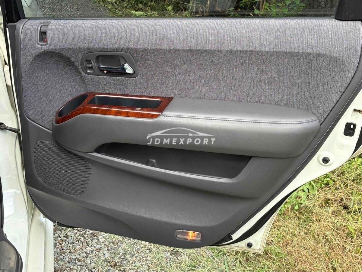 Honda Odyssey 2000 thumbnail 72