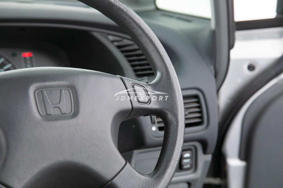 Honda Odyssey 1996 thumbnail 48