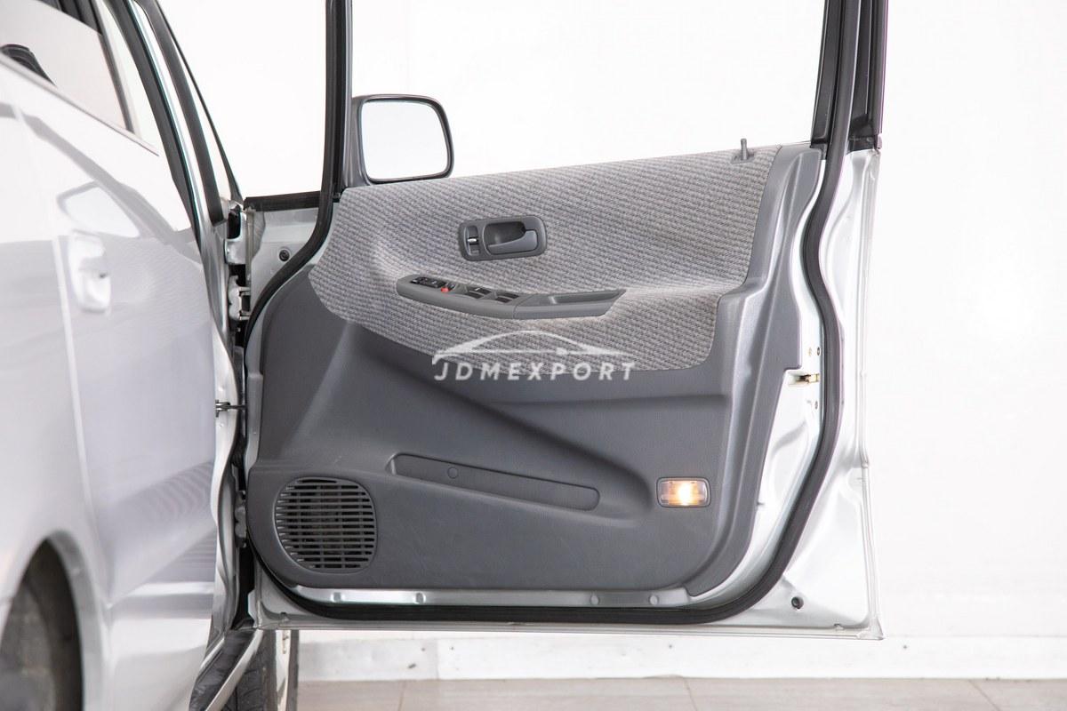 Honda Odyssey 1996 thumbnail 71