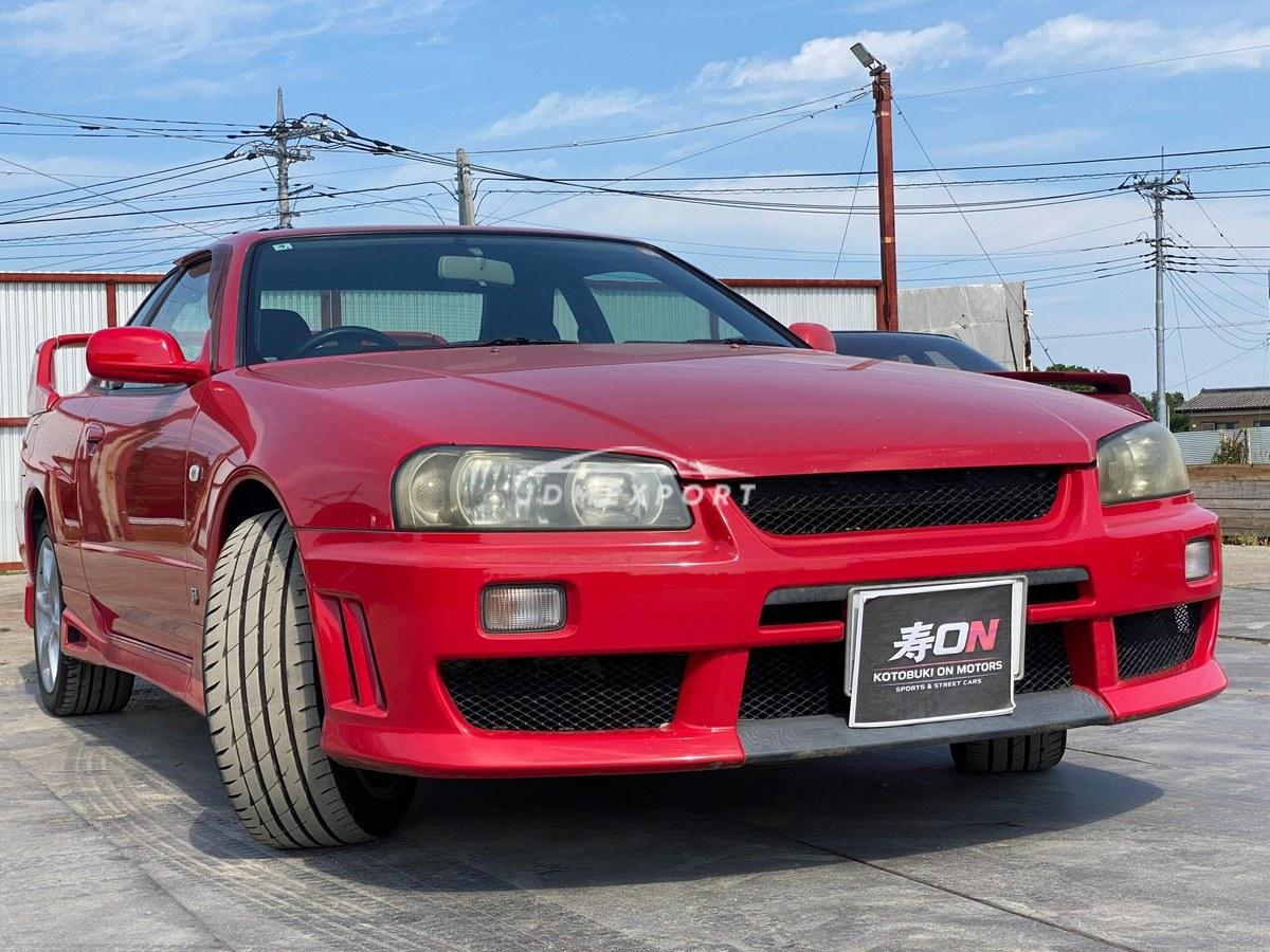 Nissan Skyline Coupe 1999 photo 1