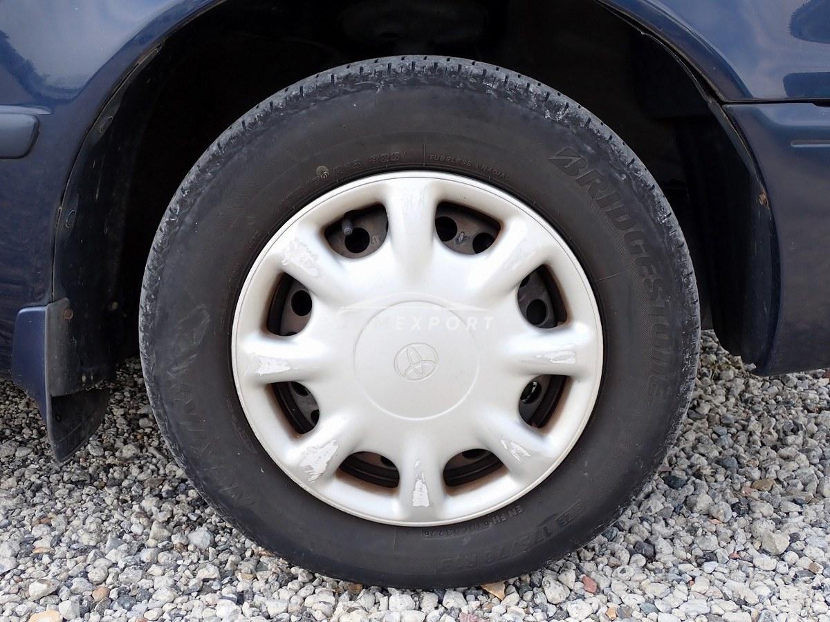 Toyota Corolla 1999 thumbnail 9