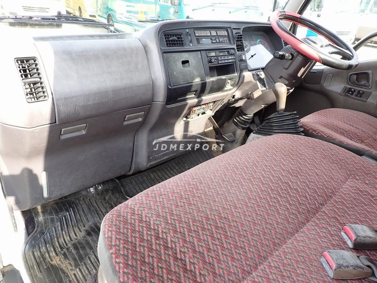 Mitsubishi Fuso Canter 1994 thumbnail 34