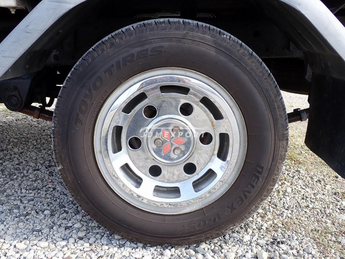 Mitsubishi Fuso Canter 1994 thumbnail 13
