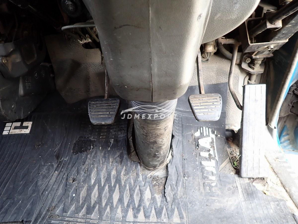 Mitsubishi Fuso Canter 1993 thumbnail 30