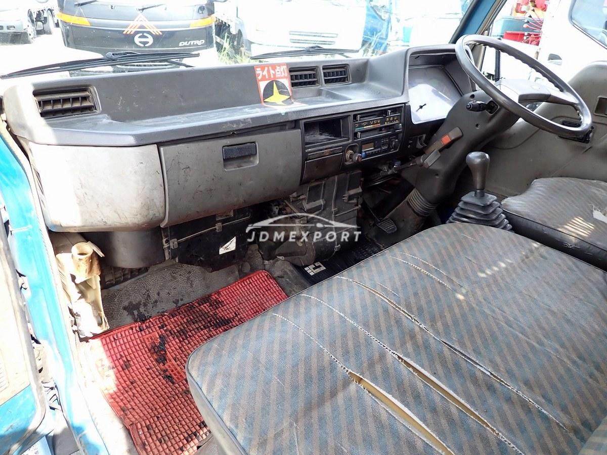 Mitsubishi Fuso Canter 1993 thumbnail 46