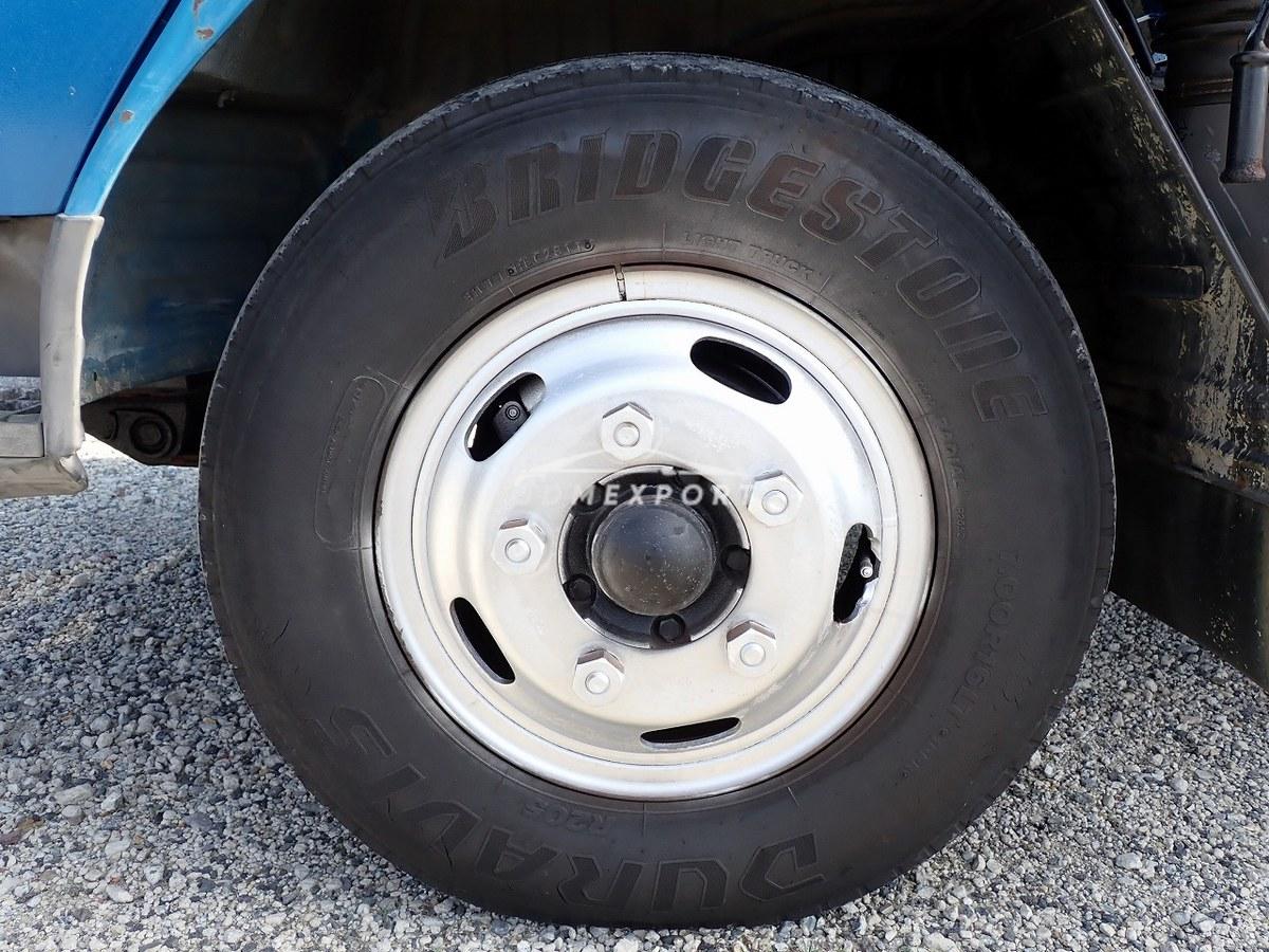 Mitsubishi Fuso Canter 1992 thumbnail 17