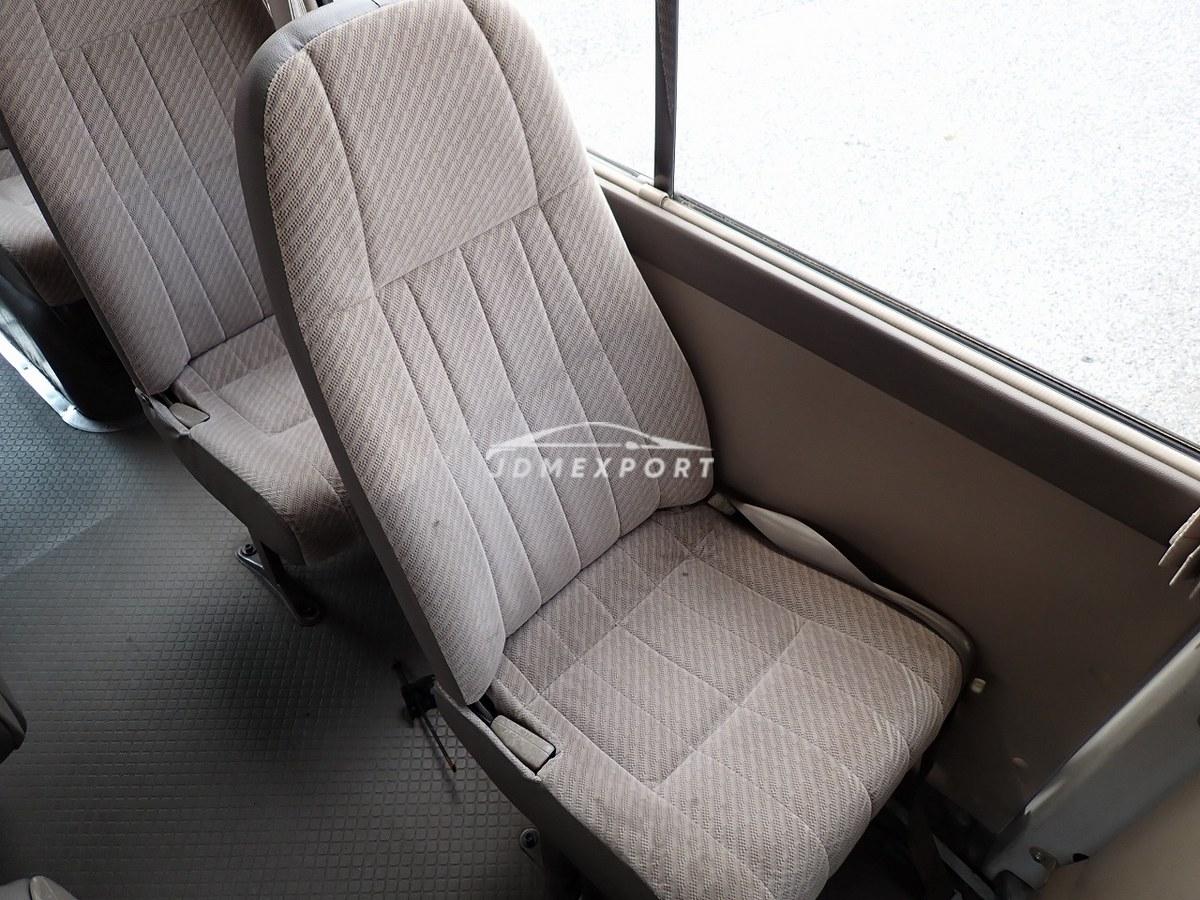 Toyota Coaster 1993 thumbnail 24