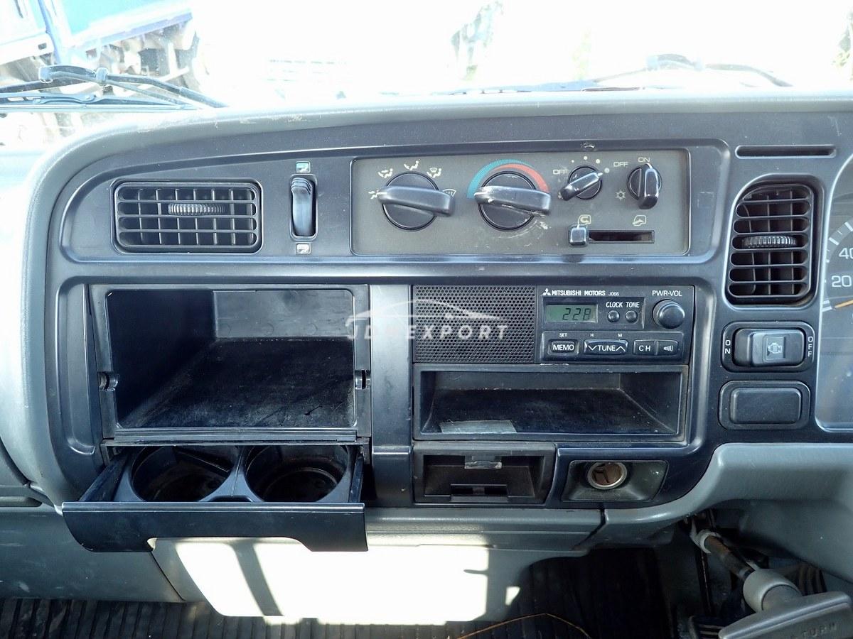 Mitsubishi Fuso Canter 2001 thumbnail 30