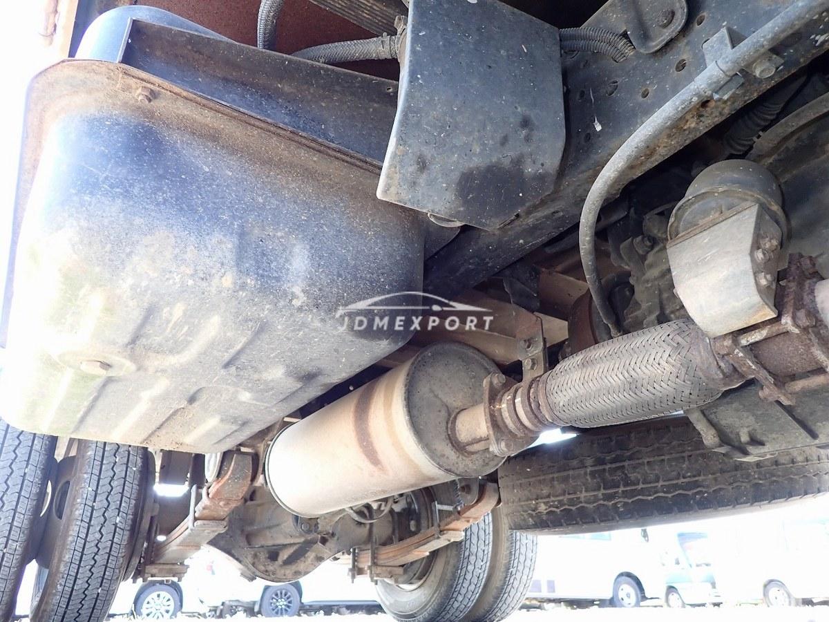 Mitsubishi Fuso Canter 2001 thumbnail 17