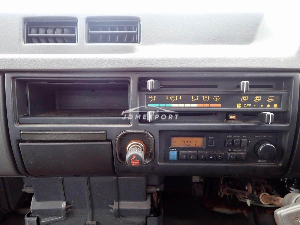 Mitsubishi Fuso Canter 1991 thumbnail 31