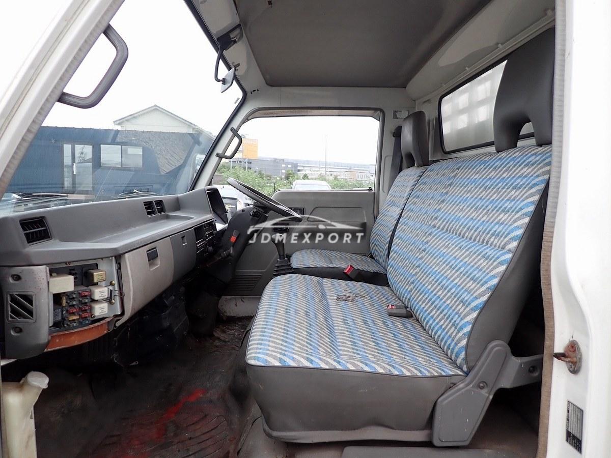 Mitsubishi Fuso Canter 1991 thumbnail 37