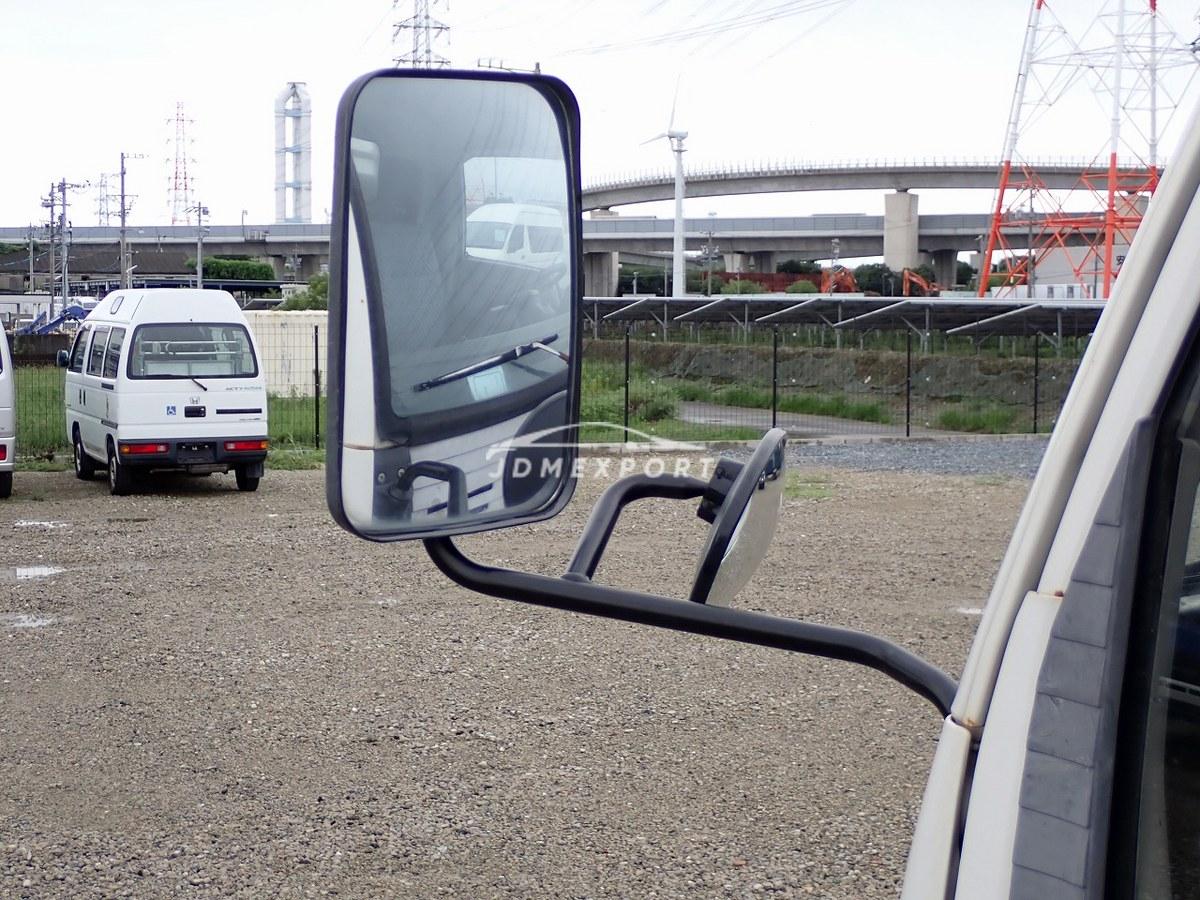 Mitsubishi Fuso Canter 1991 thumbnail 55