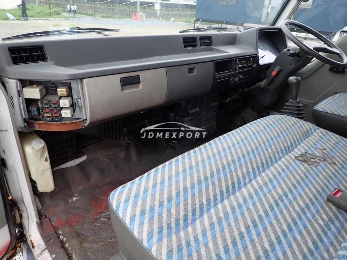 Mitsubishi Fuso Canter 1991 thumbnail 40