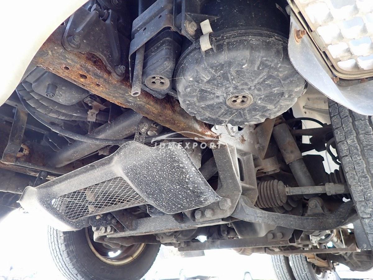 Mitsubishi Fuso Canter 1998 thumbnail 18