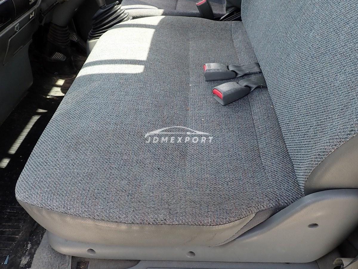 Mitsubishi Fuso Canter 1998 thumbnail 38
