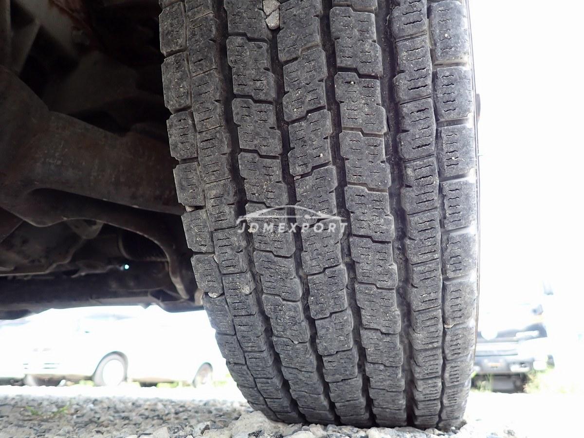 Mitsubishi Fuso Canter 1998 thumbnail 10